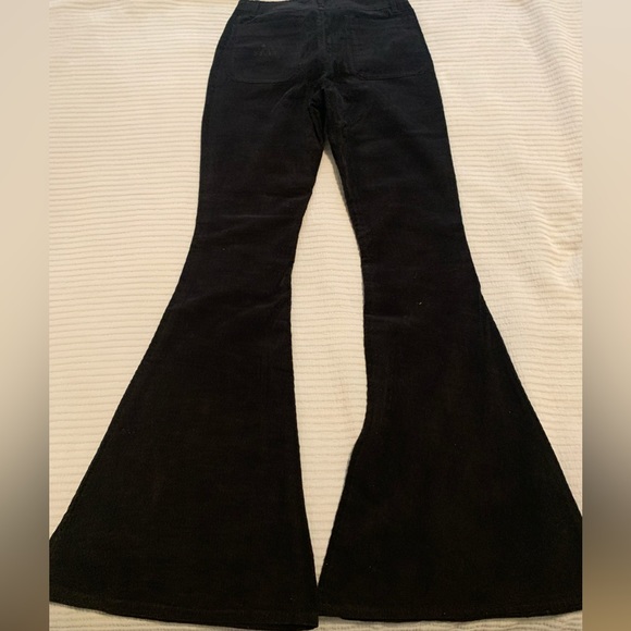 Alice Mccall Wide Leg Pants .Used .Size 2 .Black.Waist 12’5” And long 43” - Picture 9 of 9